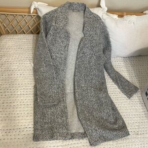 Zara mid thigh length coat. EUC